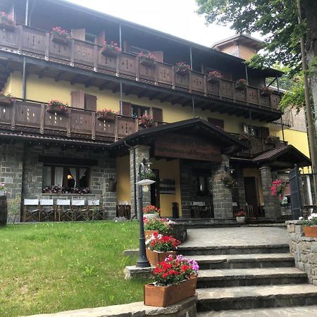 Albergo Bertocchi Collagna 외부 사진